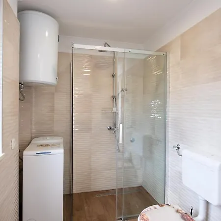 Anna Apartment